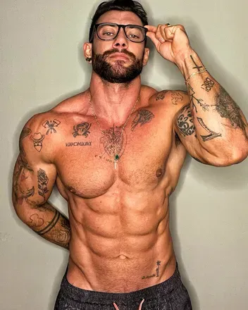 OnlyFans account  rafaenrique avatar 1