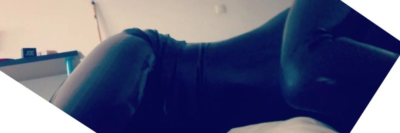 OnlyFans cuenta squeakyfoxy header 2