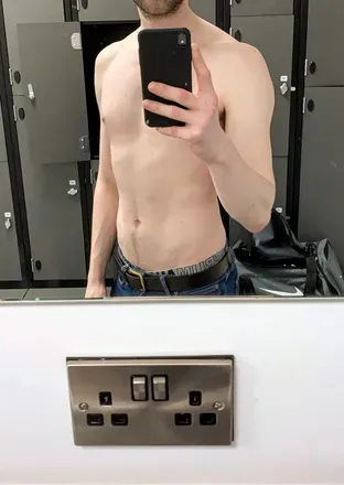 OnlyFans cuenta hungdomtop avatar 1