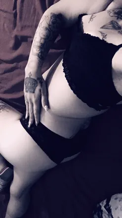OnlyFans cuenta renee_sunflower header 2