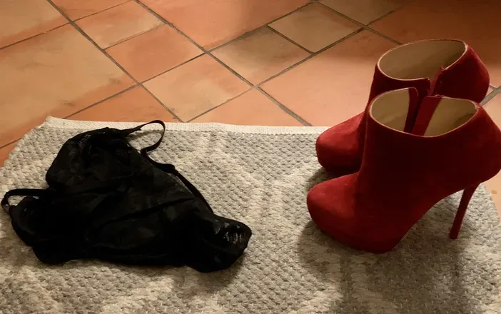 OnlyFans cuenta seductivelydrinking header 2