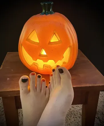 OnlyFans cuenta freckledfeet4u avatar 1