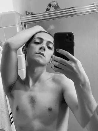 OnlyFans cuenta devin.wintersx avatar 1