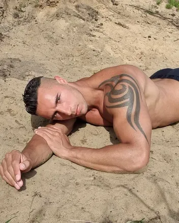 OnlyFans cuenta romamedvedev header 2