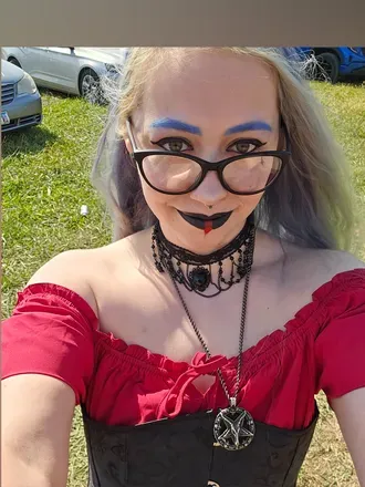 OnlyFans account  sunnineko avatar 1
