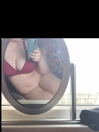 OnlyFans cuenta missmiapayne69 header 2