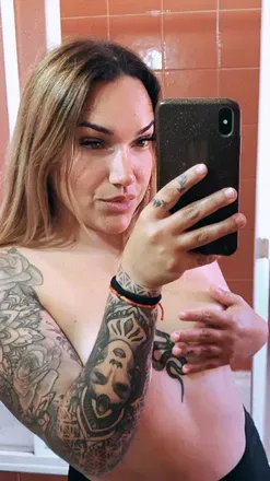 OnlyFans account  glez28 avatar 1