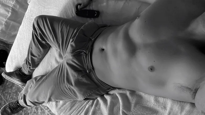 OnlyFans account  mattti_ok header 2