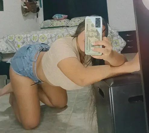 OnlyFans cuenta lauragonz24 header 2