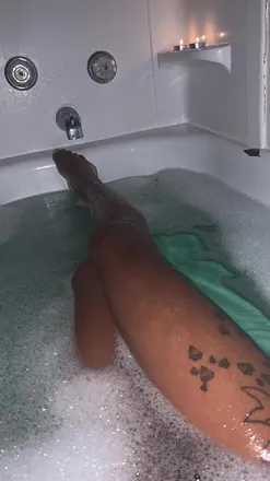 OnlyFans cuenta morenitaselena header 2