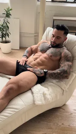 OnlyFans cuenta itstattedromeo avatar 1