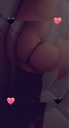 OnlyFans cuenta strawberry2cakey header 2