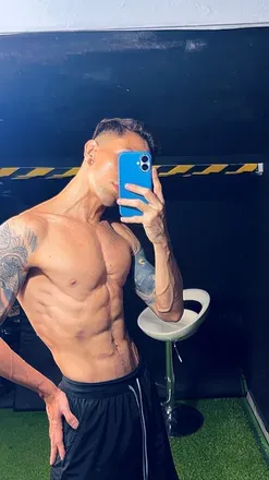 OnlyFans account  aaronswt7 avatar 1