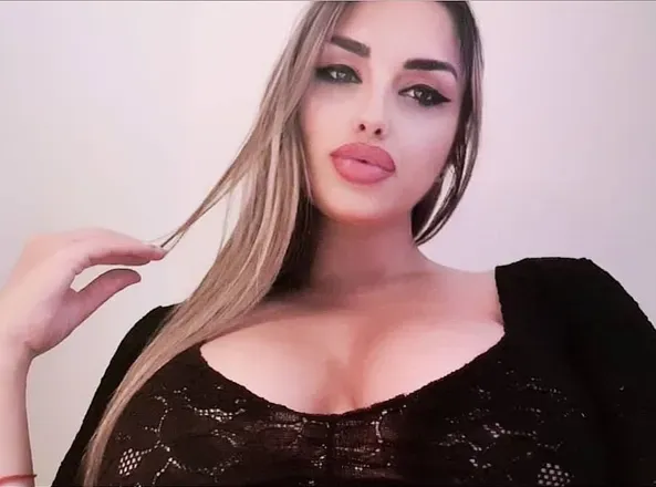 OnlyFans cuenta mikyblondie avatar 1