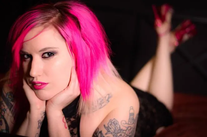 OnlyFans cuenta glittergoth6x6x6x header 2