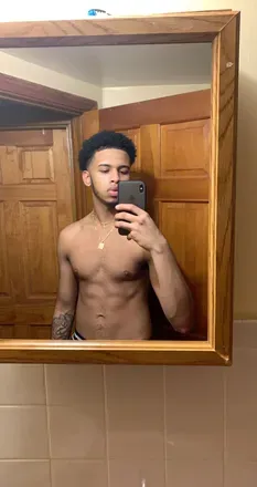 OnlyFans cuenta prettyboii.e avatar 1