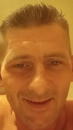 OnlyFans cuenta matttyboy84 header 2