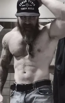 OnlyFans cuenta beardedviking80 avatar 1