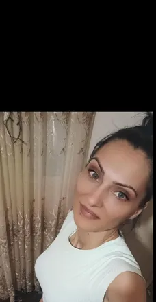 OnlyFans cuenta brunetzica header 2