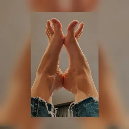 OnlyFans cuenta feetlovebeauty avatar 1