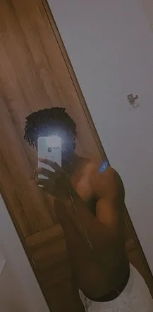 OnlyFans cuenta xestivenx header 2