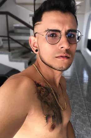 OnlyFans cuenta 11111sam header 2