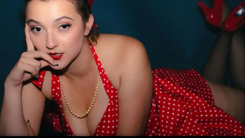 OnlyFans account  charizardd header 2