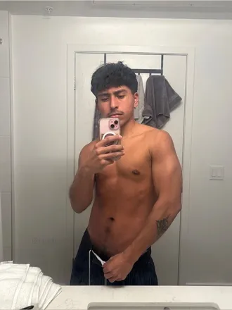 OnlyFans cuenta chuloxverga header 2
