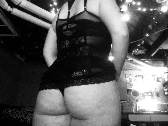 OnlyFans cuenta la_viuda_negra header 2