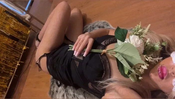 OnlyFans cuenta fieryblondielatinax header 2