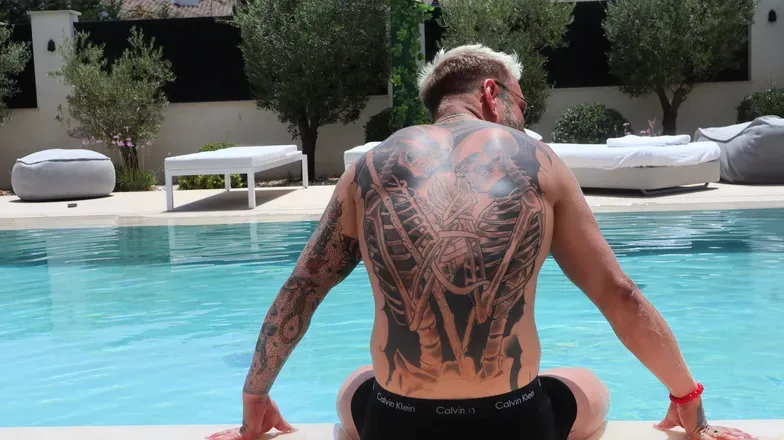 OnlyFans account  thicc.dicc header 2