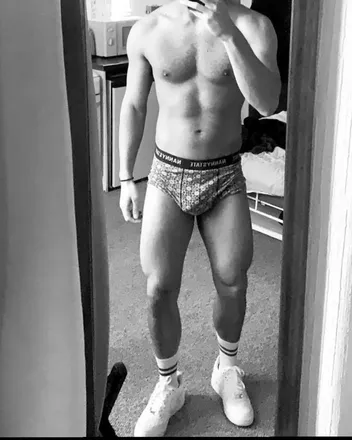 OnlyFans cuenta u308189354 header 2