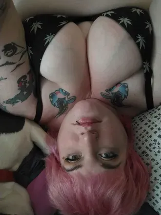 OnlyFans cuenta hallmoween215 avatar 1