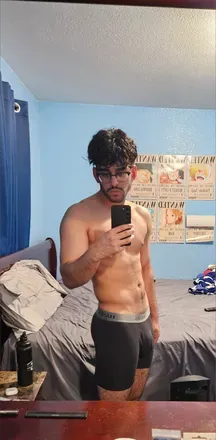 OnlyFans cuenta hungcollegeguy4 avatar 1