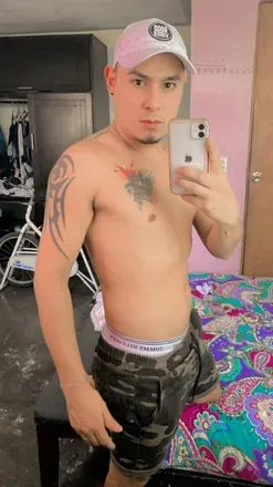 OnlyFans account  u53774934 avatar 1