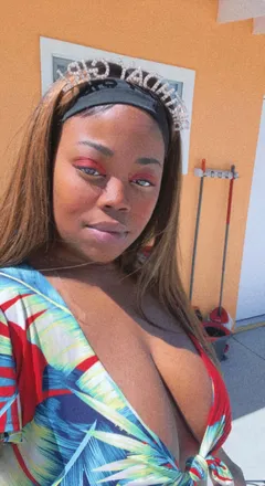 OnlyFans cuenta kolormey header 2