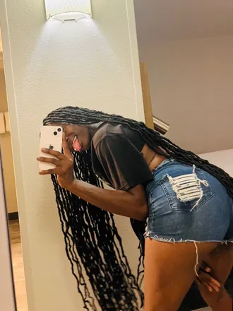 OnlyFans cuenta dollbvbyhouse header 2