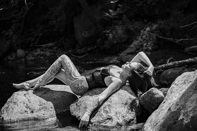 OnlyFans cuenta prettylittlevixen269 header 2