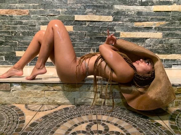 OnlyFans cuenta leenonit header 2
