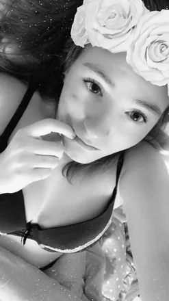 OnlyFans cuenta emoatheart header 2