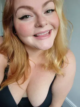 OnlyFans cuenta ember.adams avatar 1
