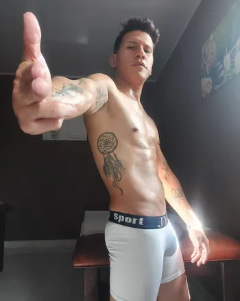 OnlyFans cuenta bracurioso header 2