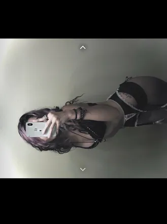OnlyFans cuenta bluntedbimbo header 2
