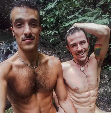 OnlyFans account  tropicalfarmboys avatar 1
