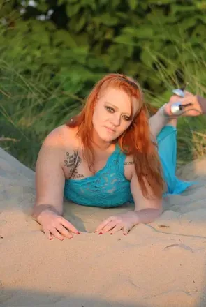 OnlyFans cuenta whitegirl header 2