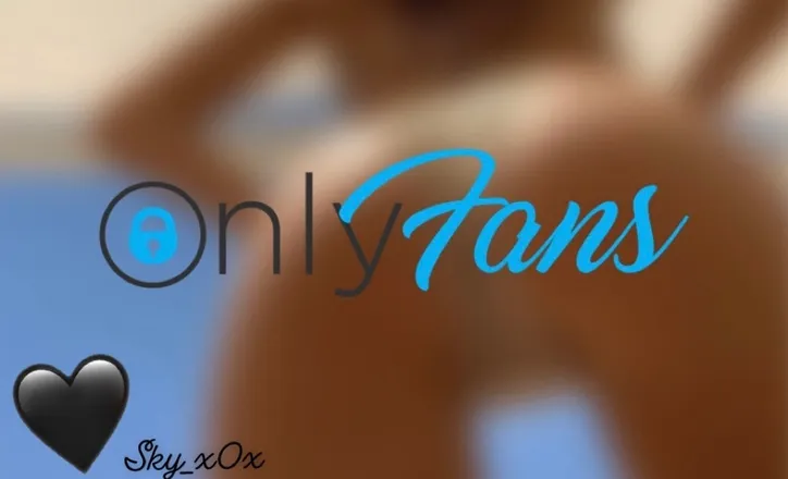 OnlyFans cuenta sky_x0x header 2