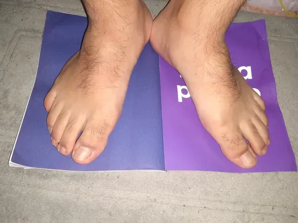 OnlyFans cuenta pieslokos avatar 1
