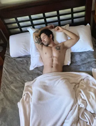 OnlyFans cuenta cosmo_o3 header 2