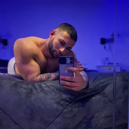 OnlyFans of moneda3