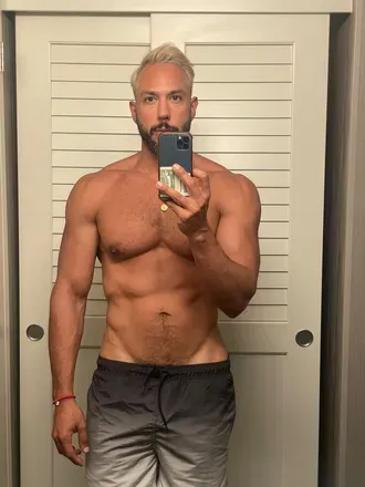 OnlyFans cuenta tokyovalentino avatar 1